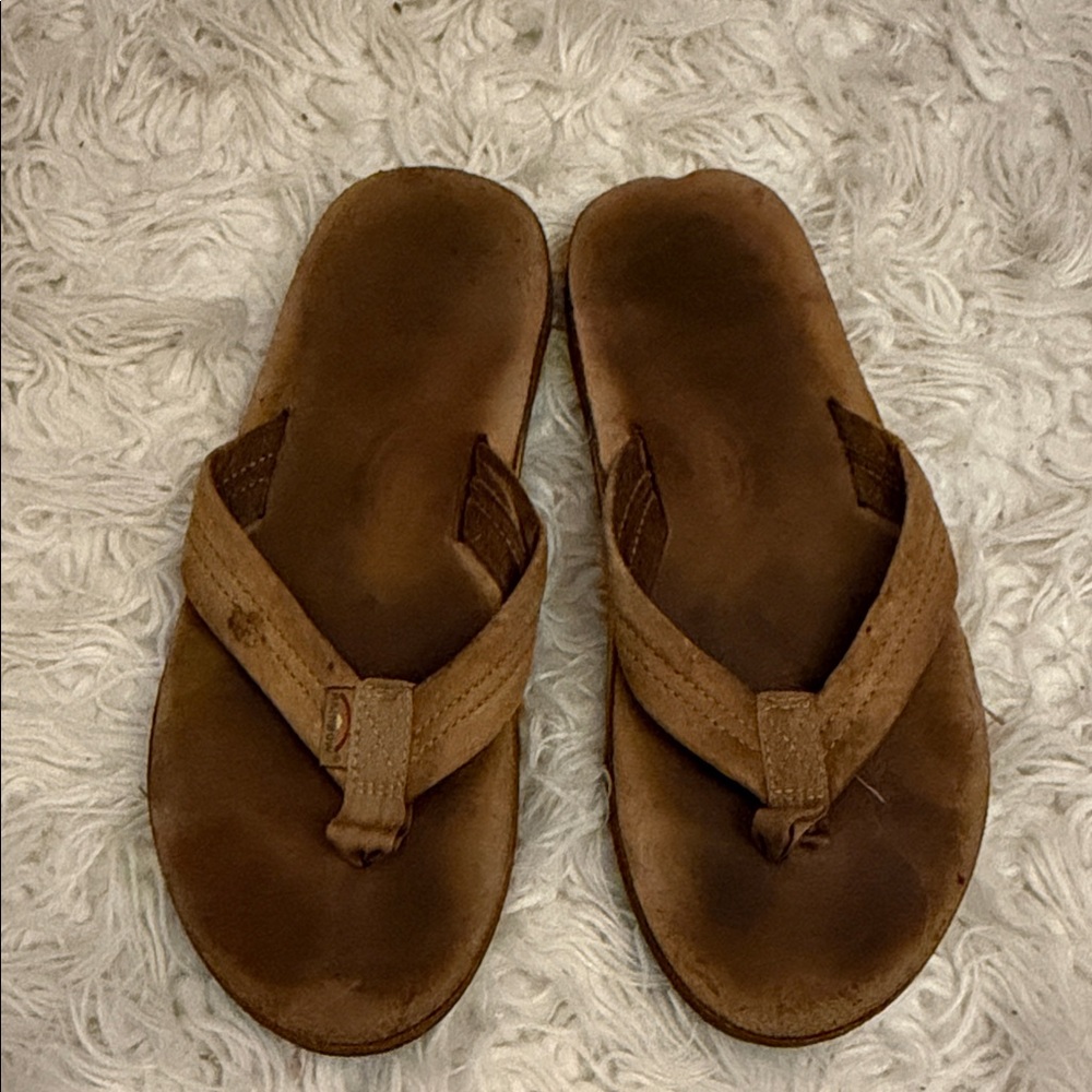 Brown rainbow sandals